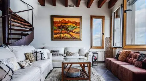 Magnificent townhouse overlooking the port Magnificent townhouse overlooking the port
